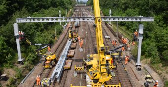 Installation of overhead gantries at Shenfield